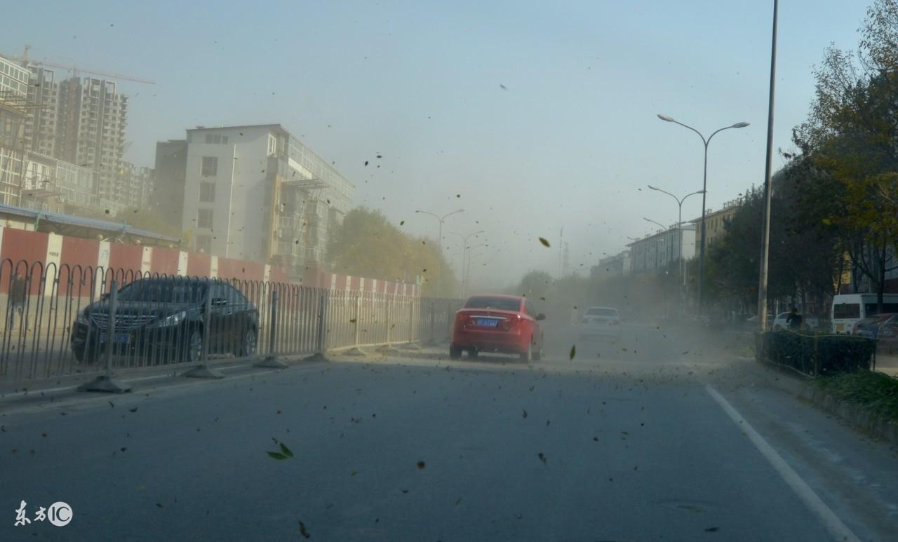 小楼夜听雨